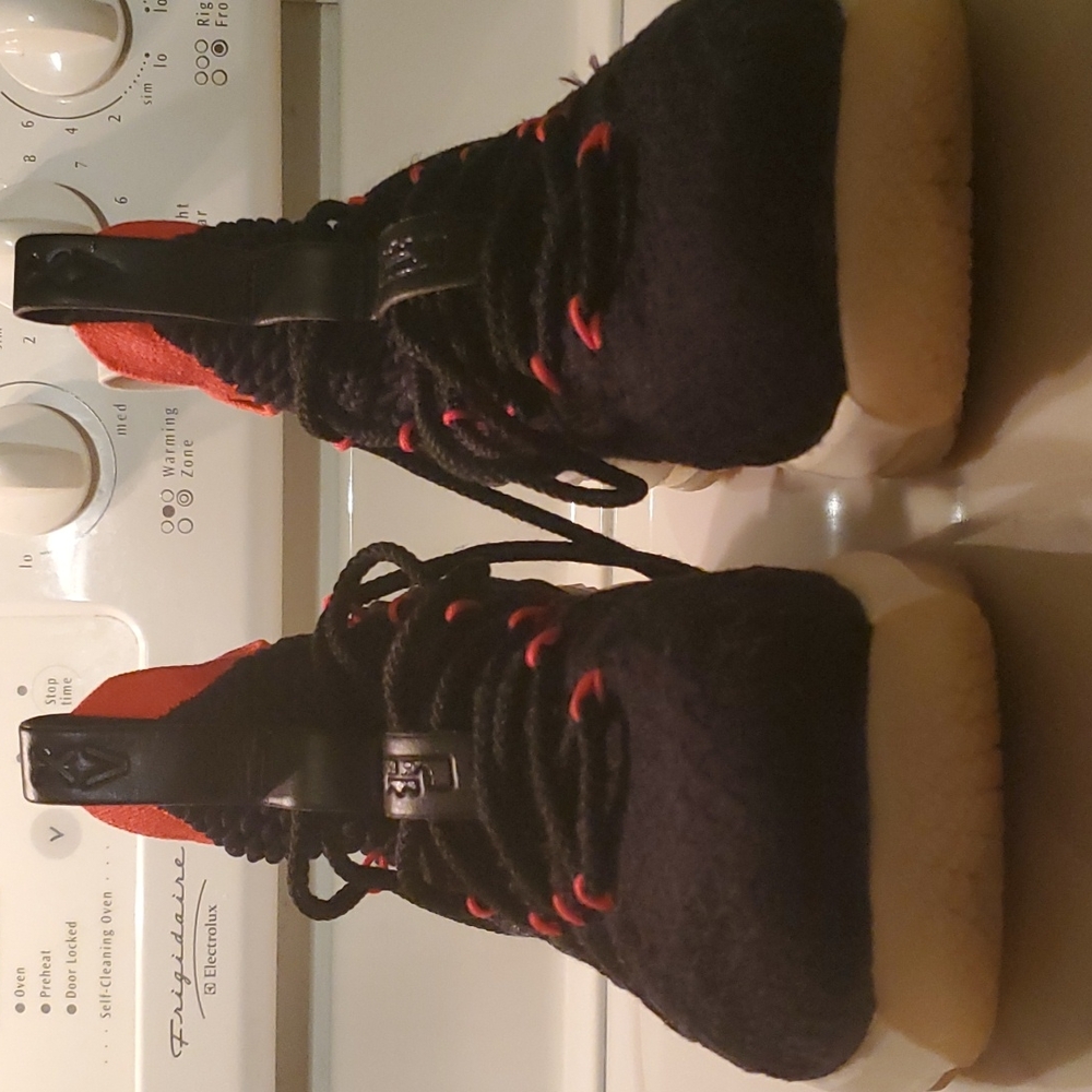 LeBron XV's 6Y